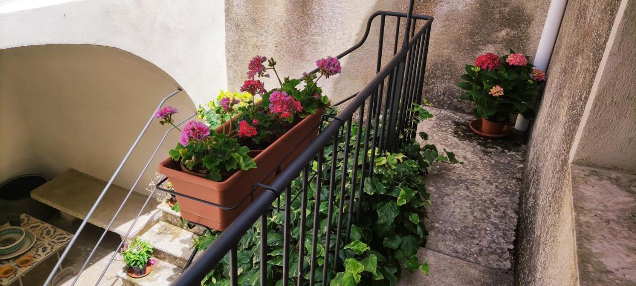 Le Altezze Villa Erice Bagian luar foto